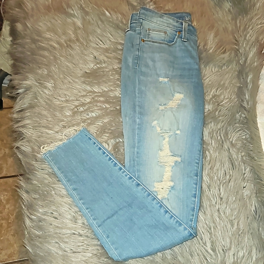 Universal thread jeans